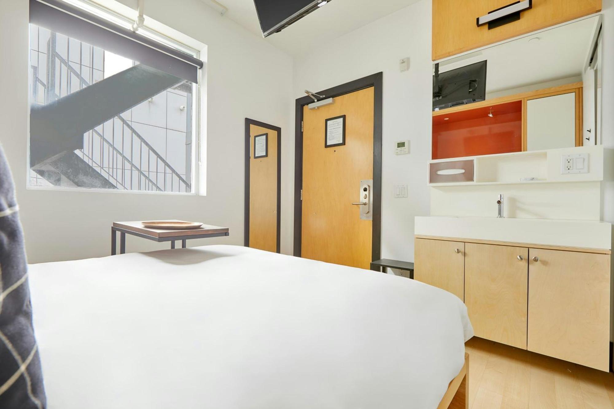 Hotel The Beverley Hotel Queen West, Sonder By Marriott Bonvoy 3*