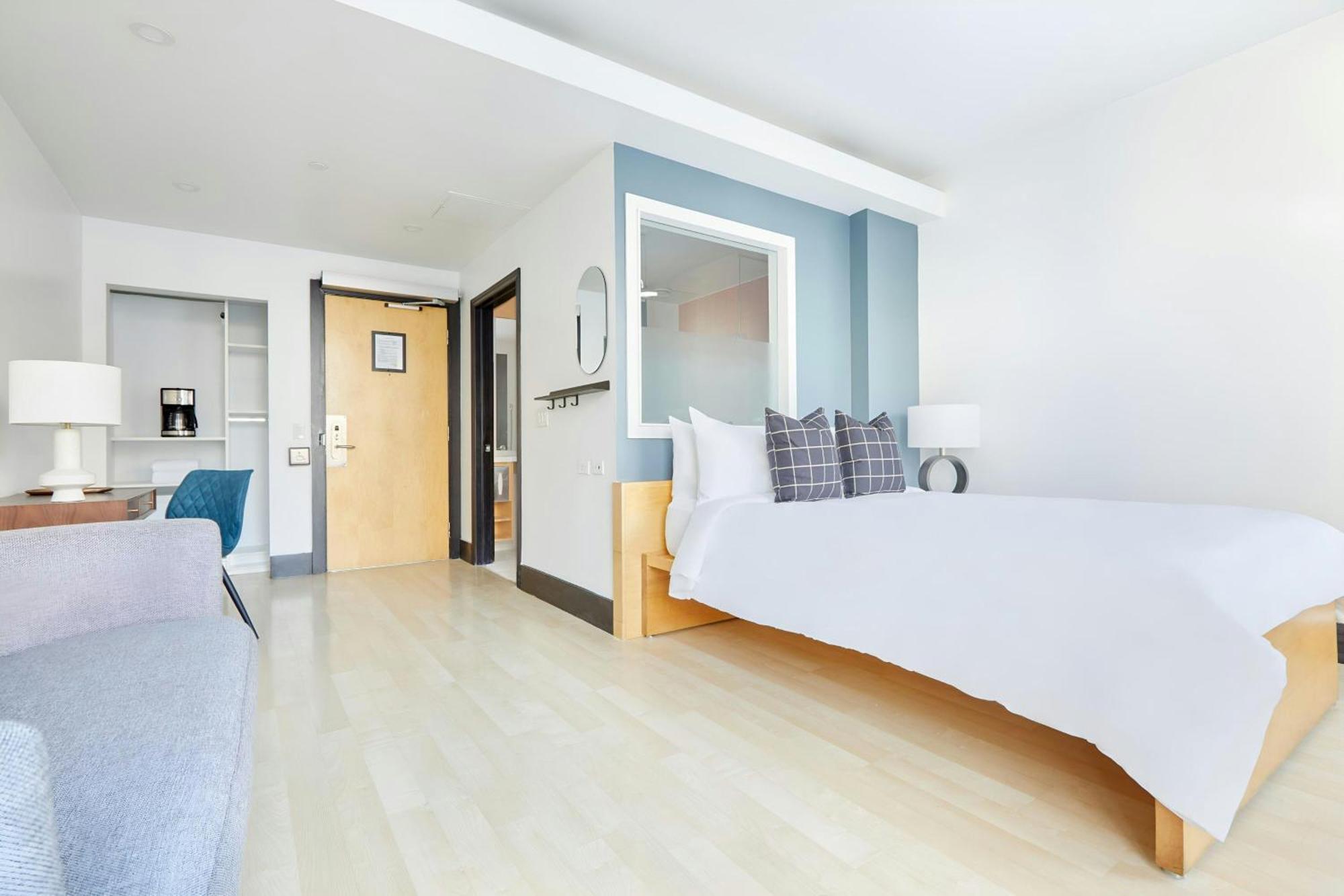 The Beverley Hotel Queen West, Sonder By Marriott Bonvoy Hotel