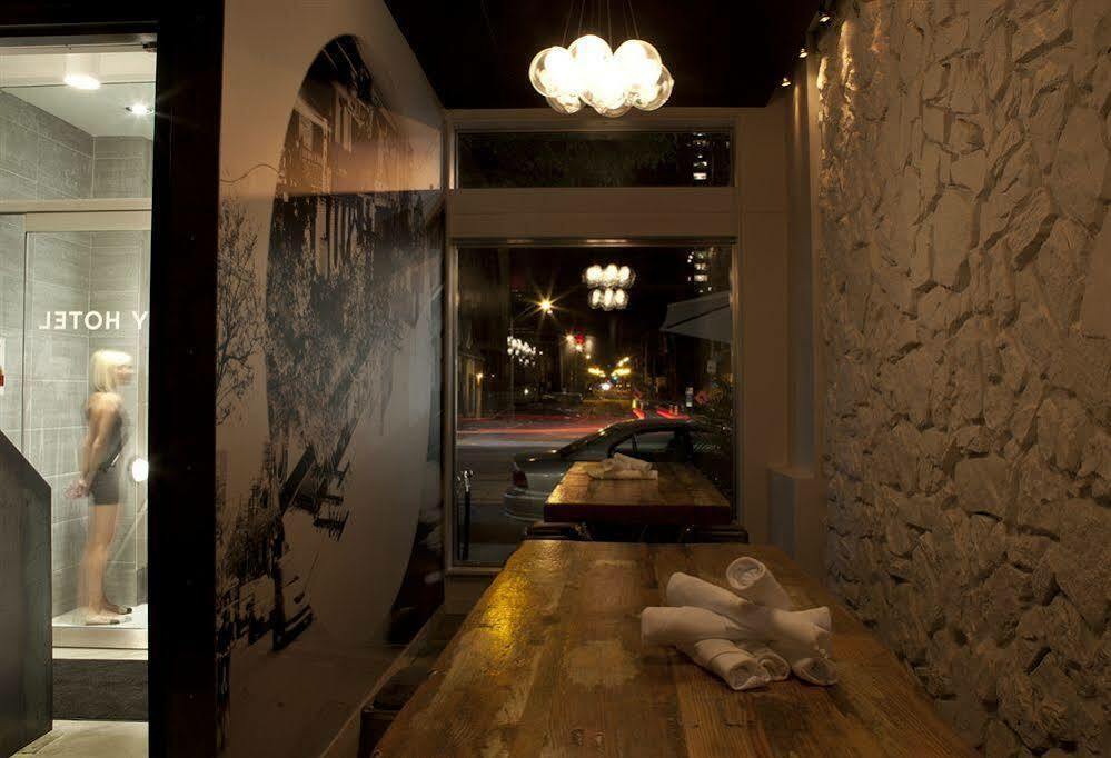 The Beverley Hotel Queen West, Sonder By Marriott Bonvoy Hotel 3*